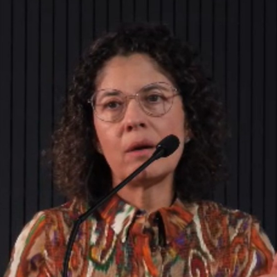 M.ª Jesús López Gude